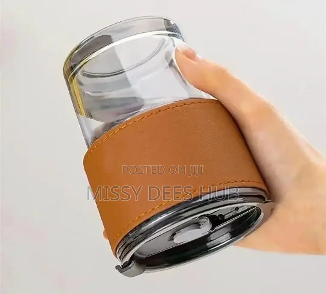 Glass Tumbler With Lid and Straw