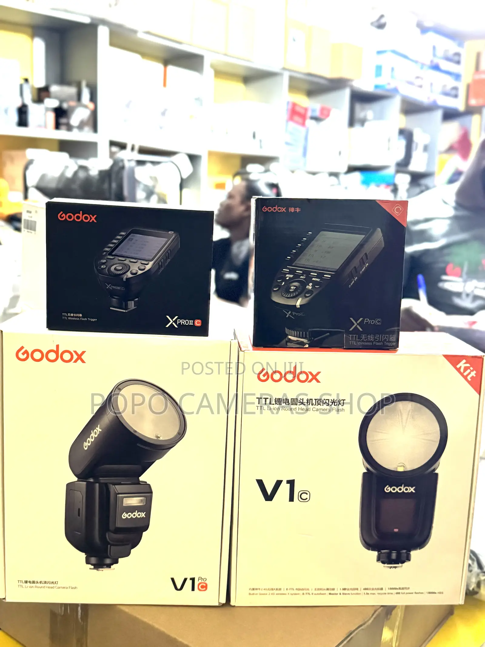 Godox V1 Pro Speedlight