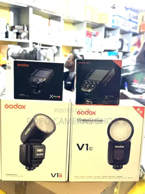 Godox V1 Pro Speedlight