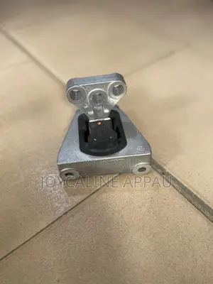 Honda Civic 2009 Engine Seat