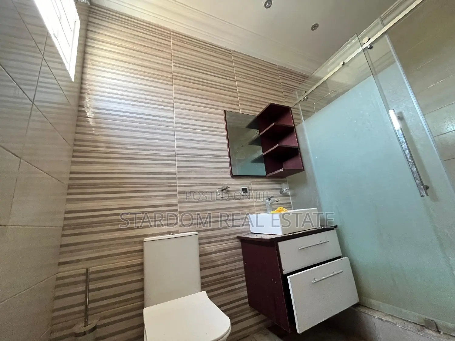 2bdrm Apartment in East Legon for rent
