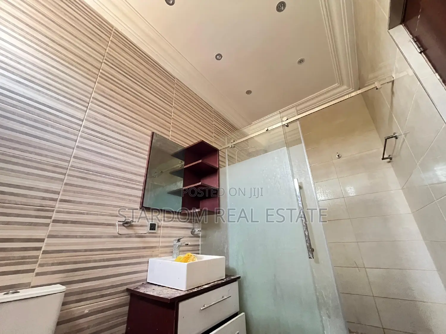 2bdrm Apartment in East Legon for rent