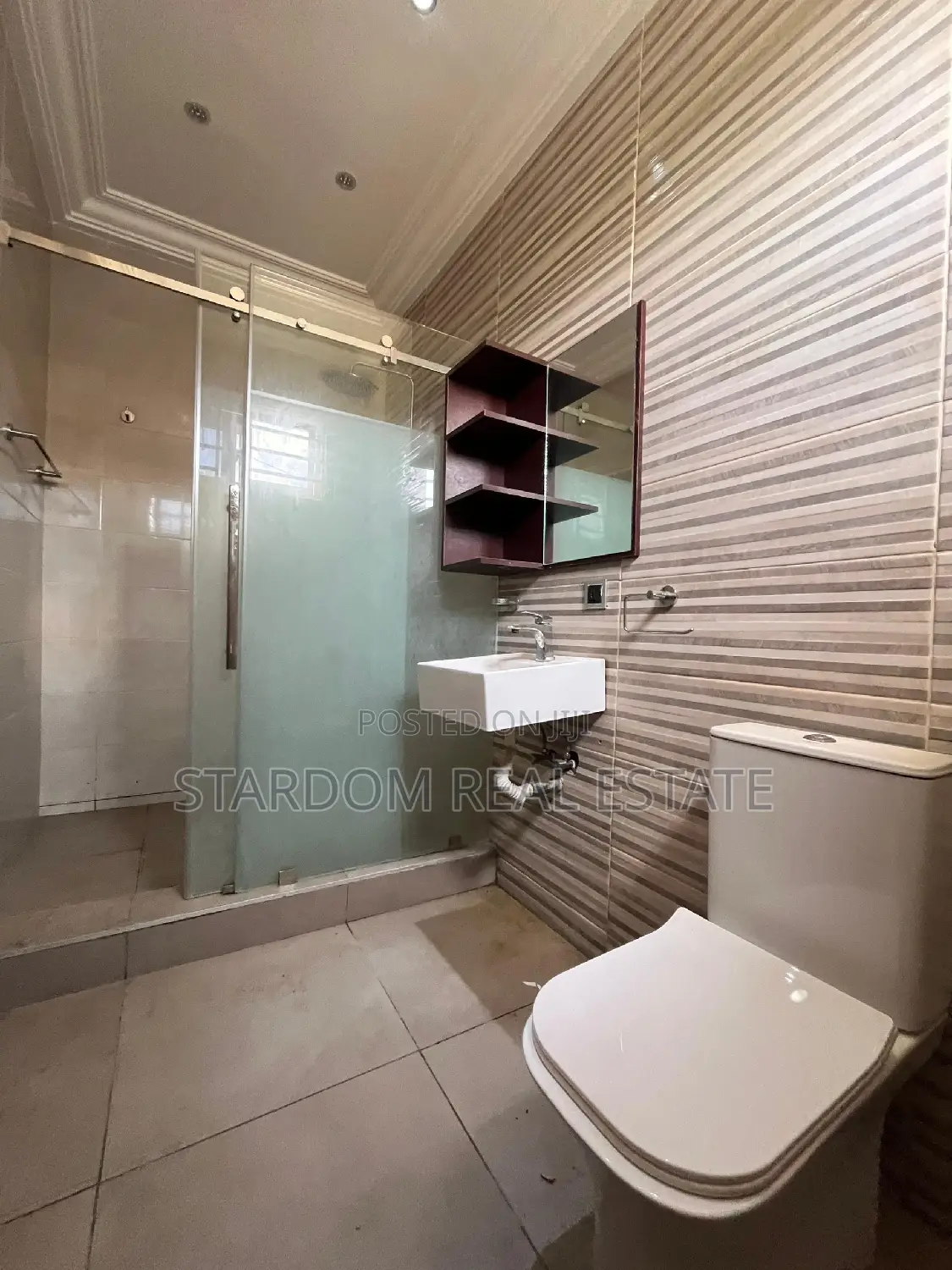 2bdrm Apartment in East Legon for rent