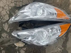 Hyundai Sonata 2012 Headlight Available
