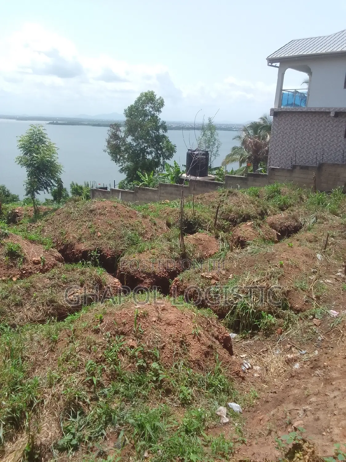 Land in New Bortianor