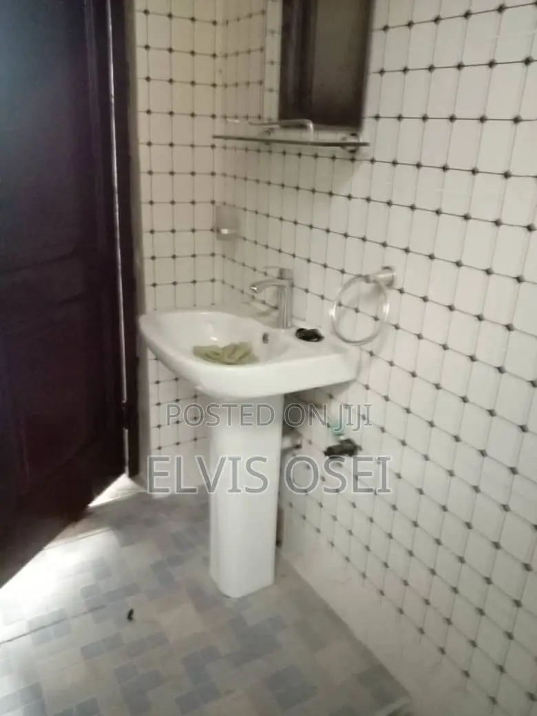 1bdrm Apartment in Odumase Ablekuma, Accra Metropolitan for rent
