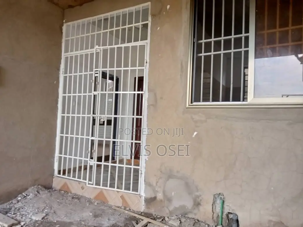 1bdrm Apartment in Odumase Ablekuma, Accra Metropolitan for rent