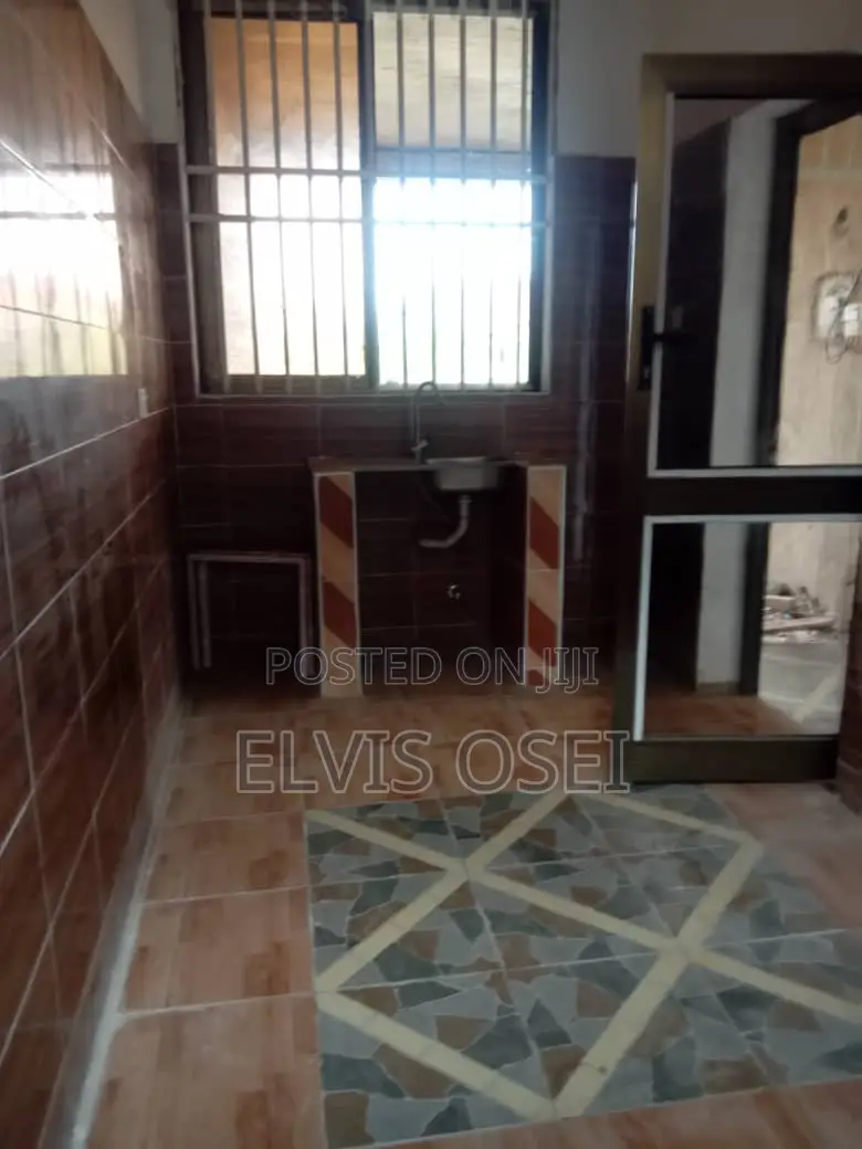 1bdrm Apartment in Odumase Ablekuma, Accra Metropolitan for rent