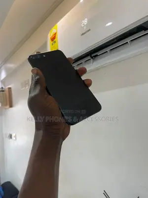 New Apple iPhone 11 128 GB Yellow