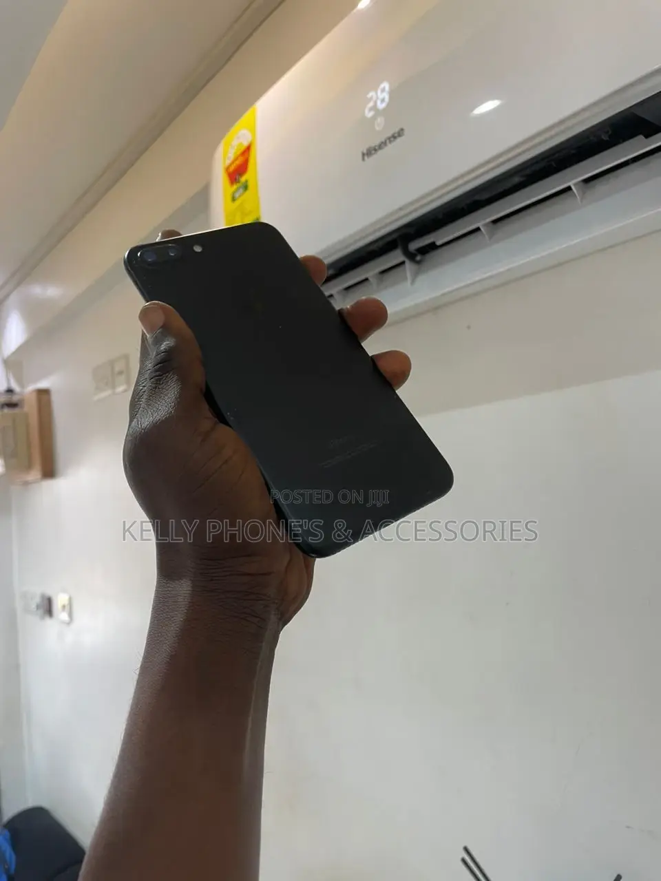 New Apple iPhone 11 128 GB Yellow