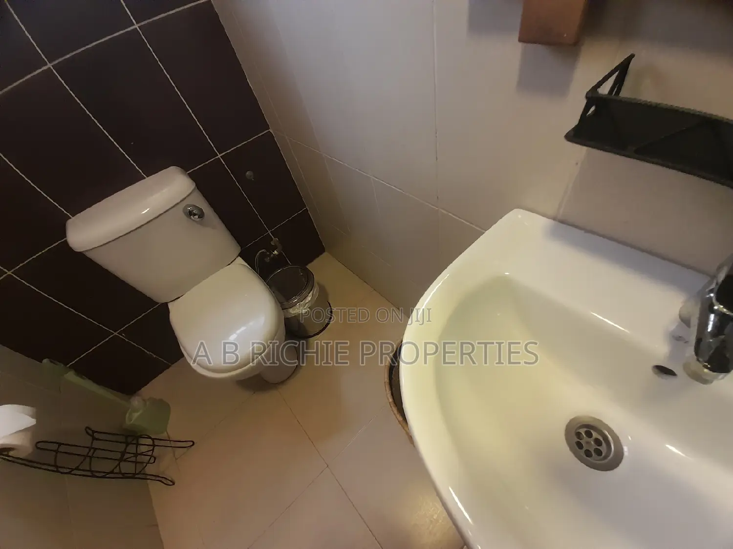 Furnished 2bdrm Apartment in Ab Richie Properties, Tseaddo for rent