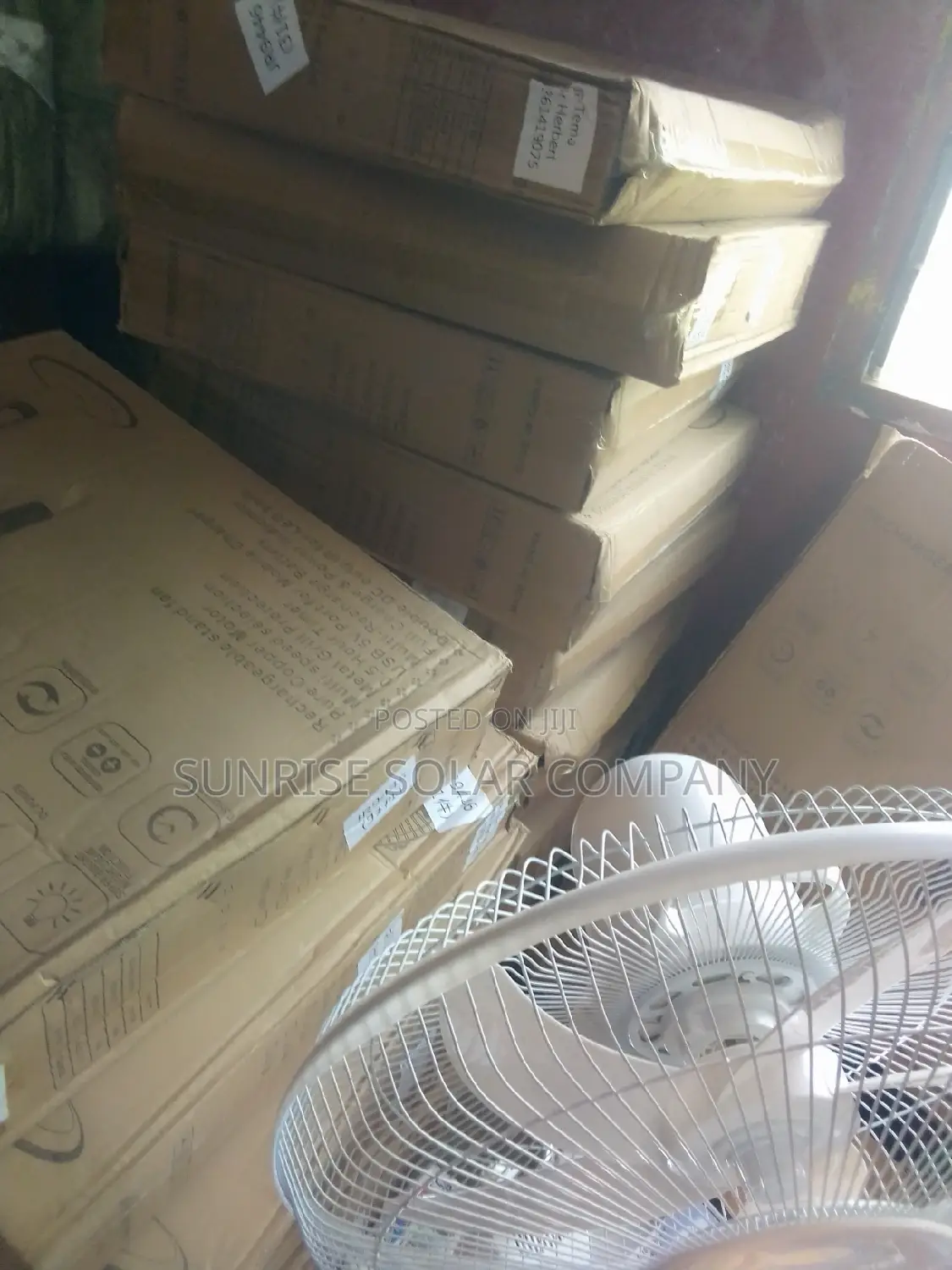 Both Solar And Electricity Rechargeable Fan