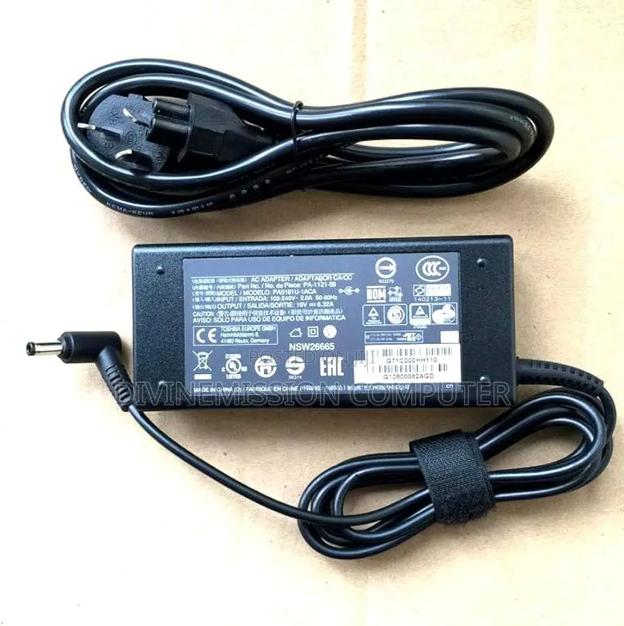 Toshiba Laptop Charger, 19v 6.32a (120w)UK Used