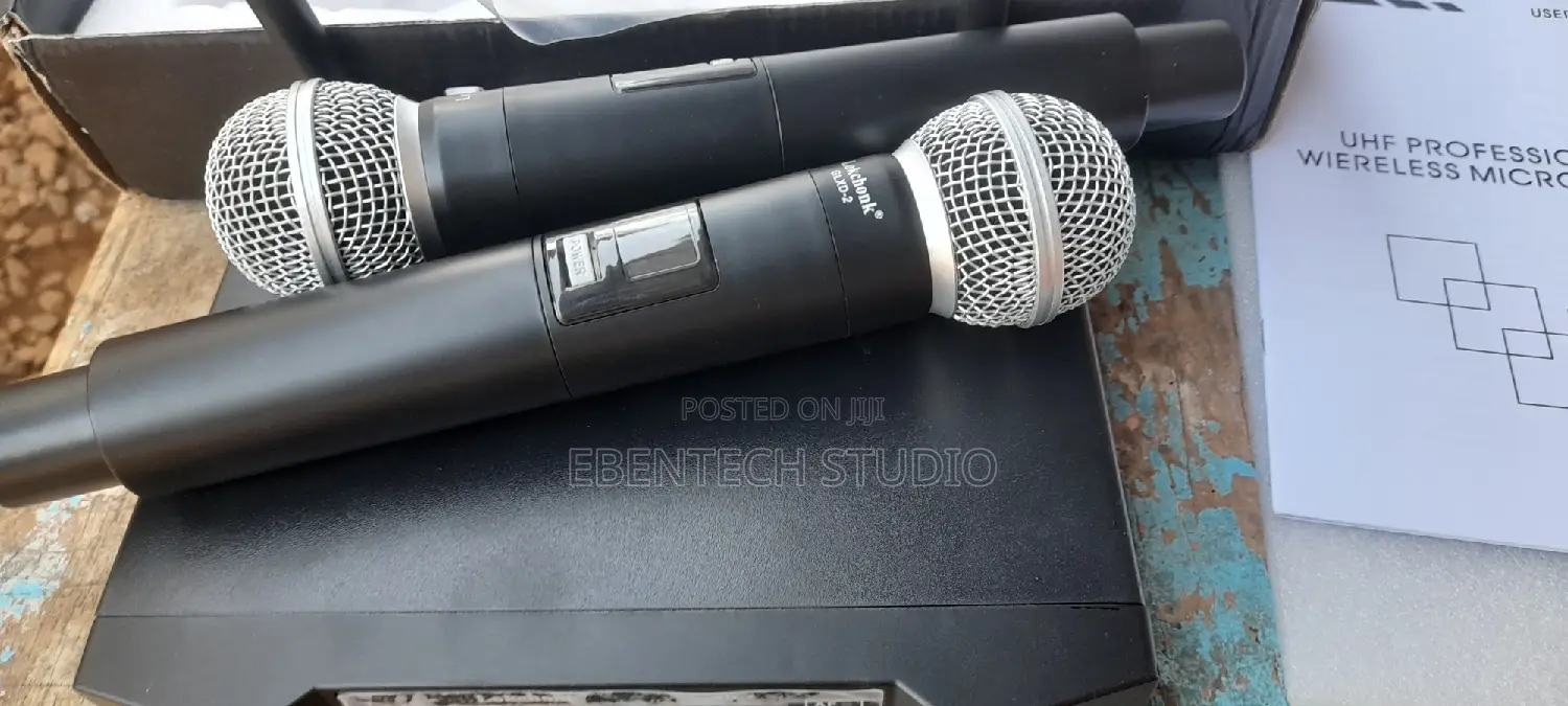 Handheld Wireless Microphone