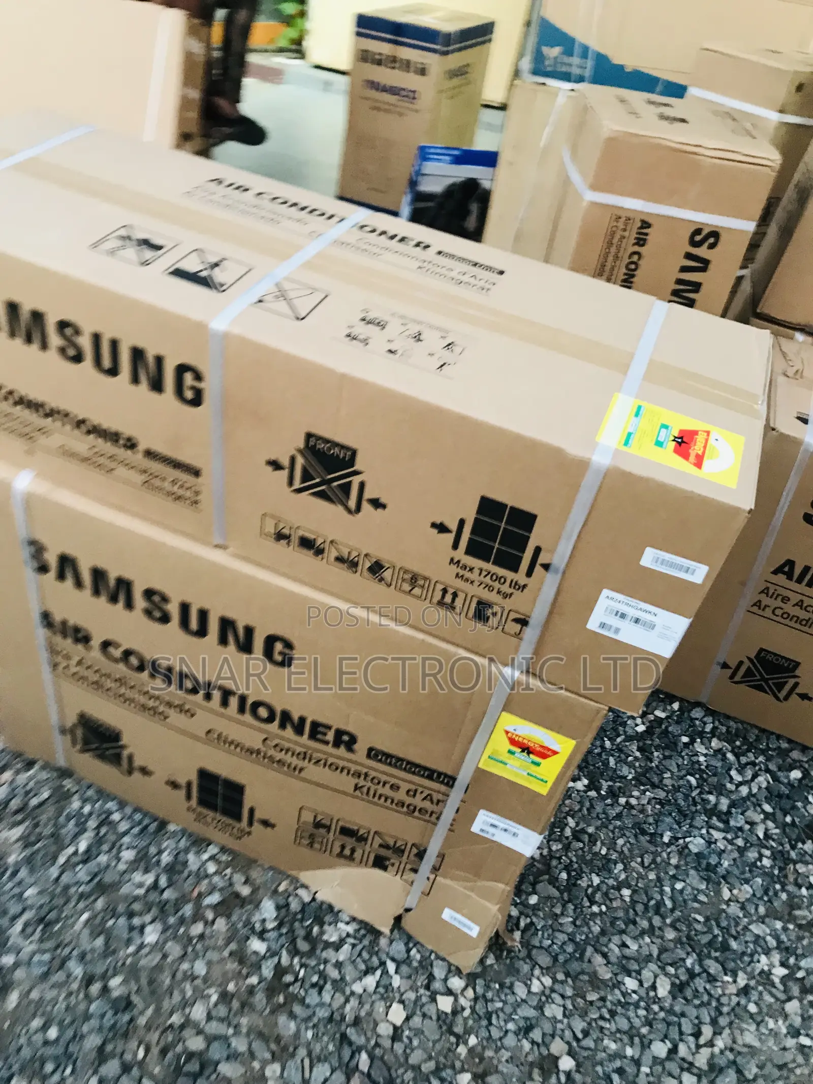 Classic Samsung-2.5hp-Wind-Free-Split-Acs-R410