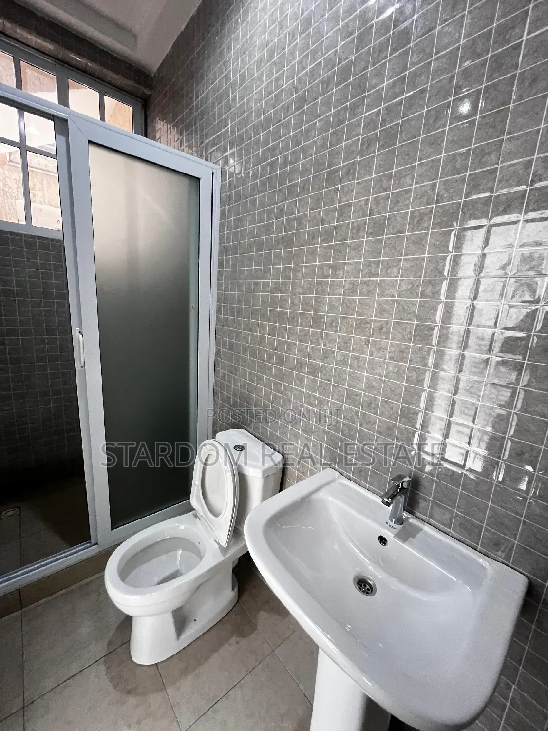 1bdrm Apartment in Ashaley Botwe for rent