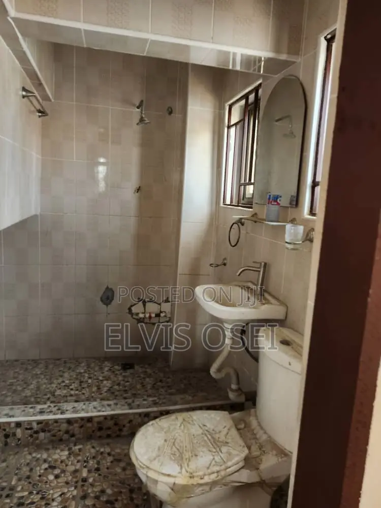 3bdrm Apartment in Ablekuma Vlicolis, Accra Metropolitan for rent