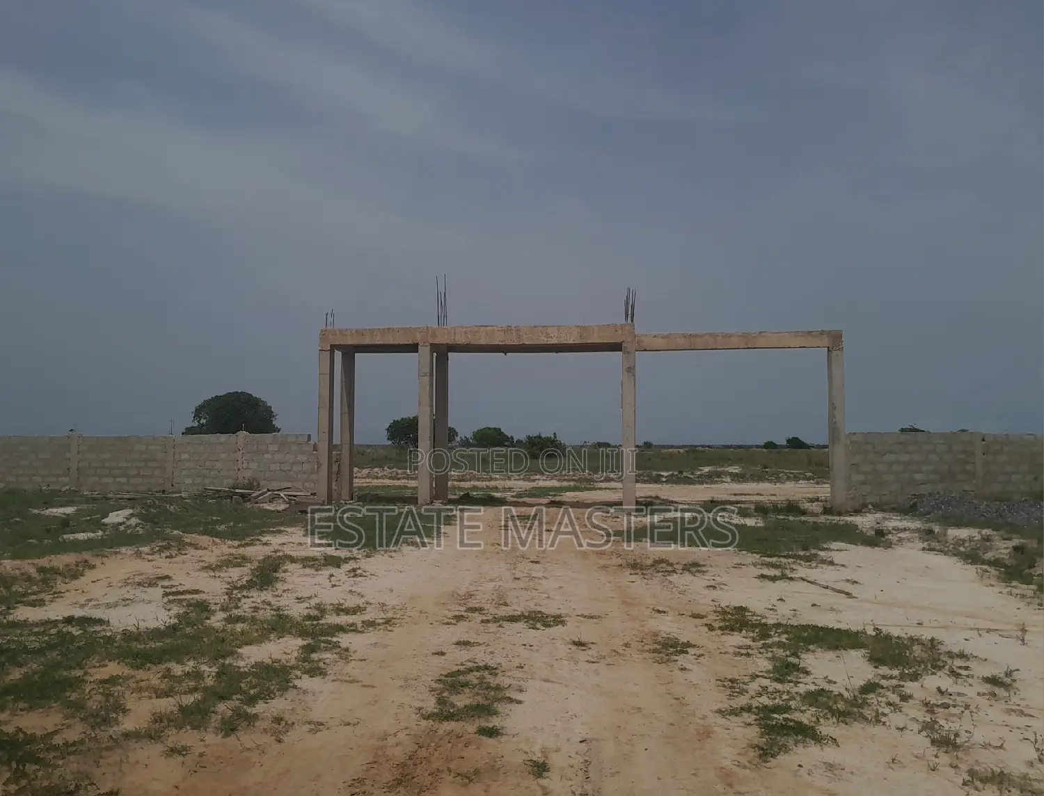 Plots of Land at Dwellys Court.