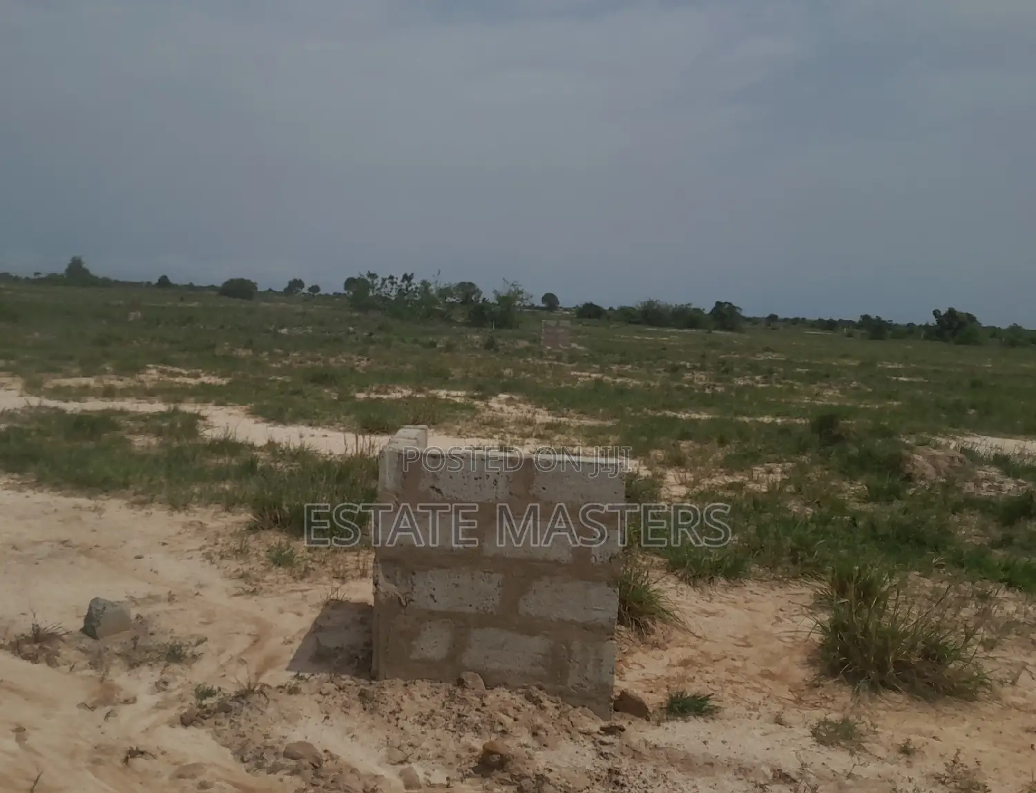 Plots of Land at Dwellys Court.