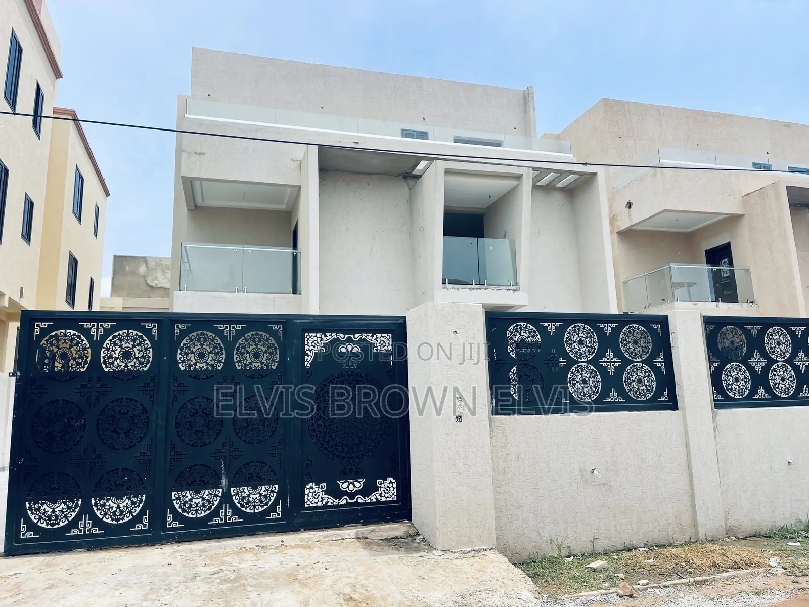 4bdrm Duplex in East Legon, Adjiriganor for sale