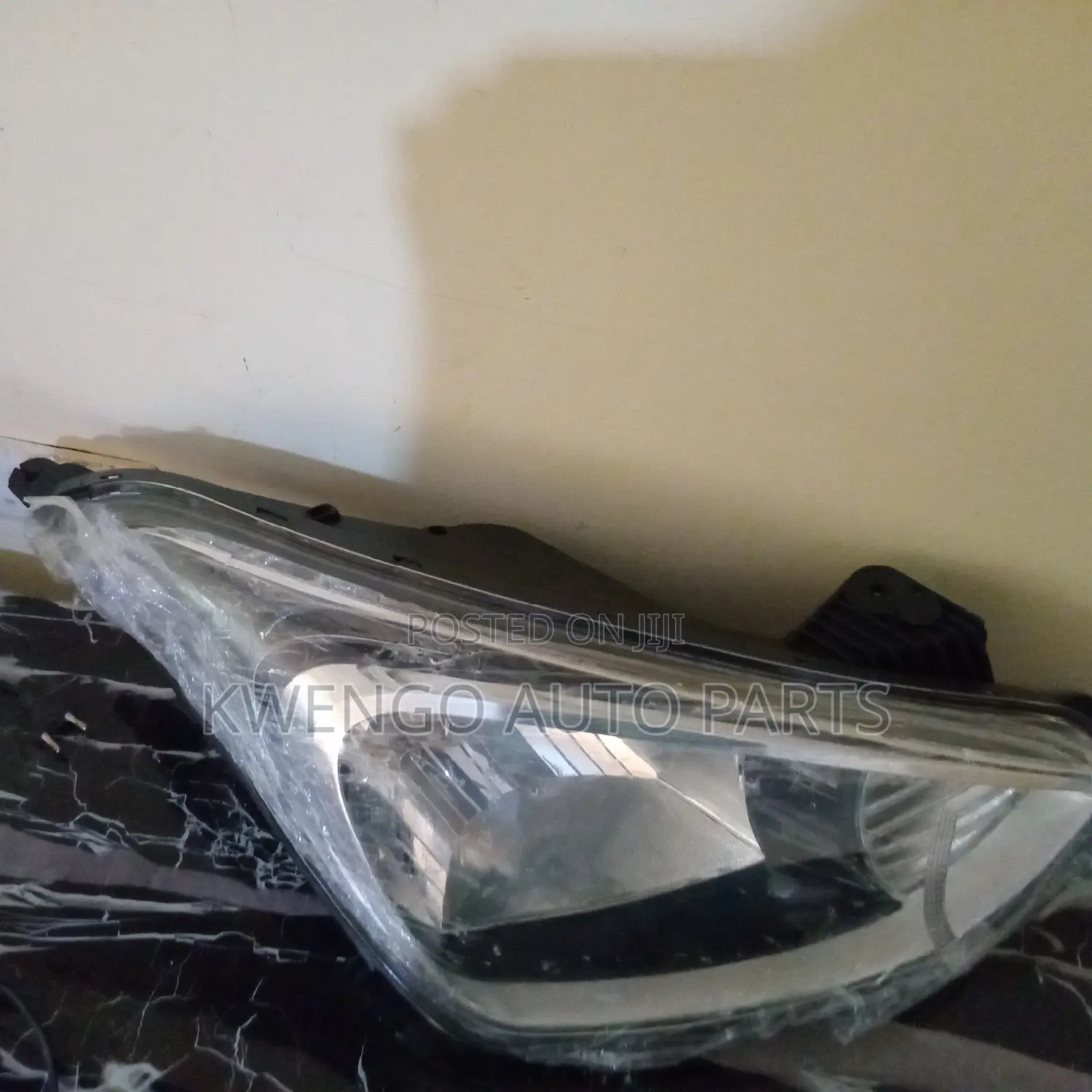 I10 Grand 2015 Headlight Pair