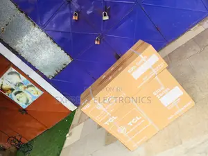 One Remote Control Split R410 Gas TCL 1.5hp AC.
