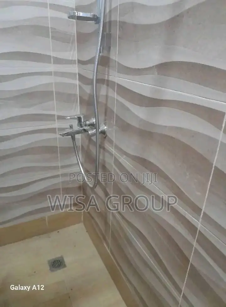 6bdrm Duplex in Wisa Groups, Accra Metropolitan for rent