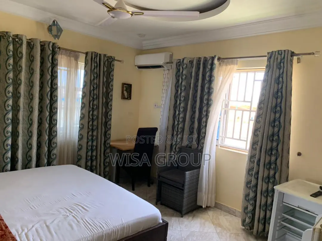 6bdrm Duplex in Wisa Groups, Accra Metropolitan for rent