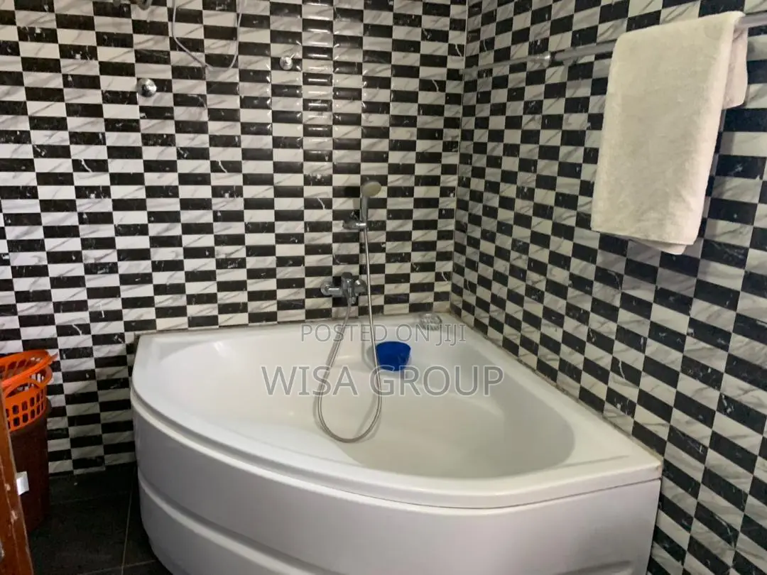 6bdrm Duplex in Wisa Groups, Accra Metropolitan for rent