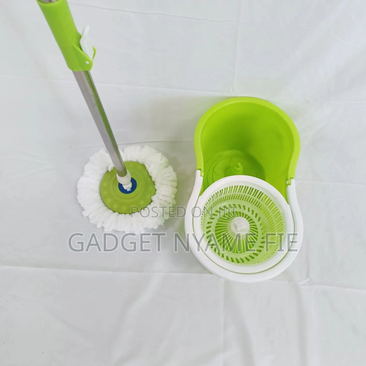 Spin Twist Mop and Bucket Set