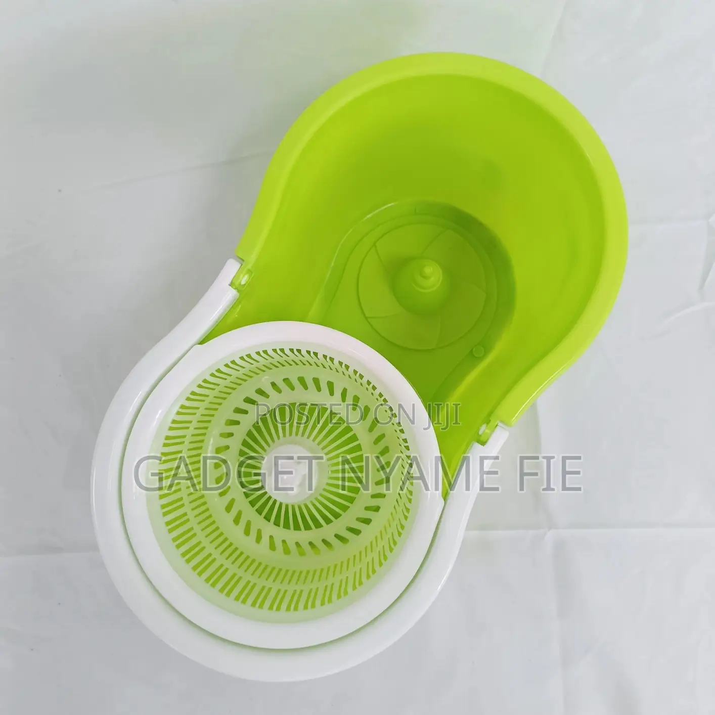 Spin Twist Mop and Bucket Set