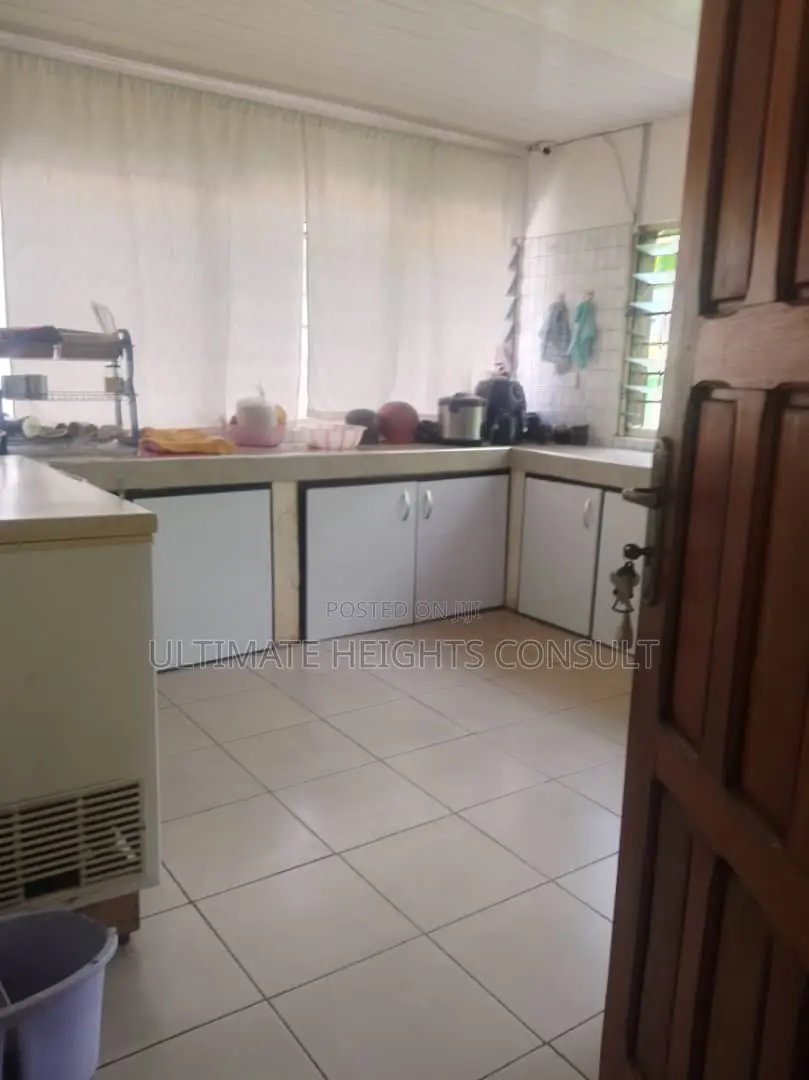 9bdrm House in Lapaz Tabora Number for sale