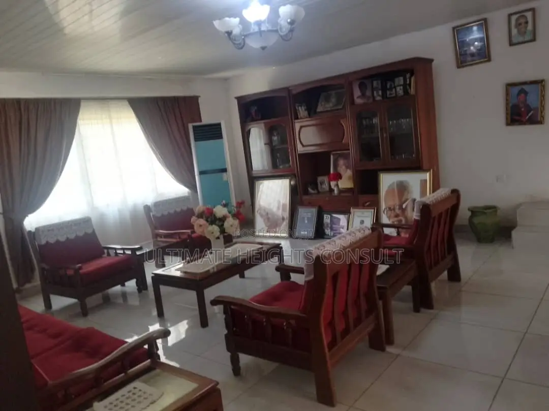 9bdrm House in Lapaz Tabora Number for sale