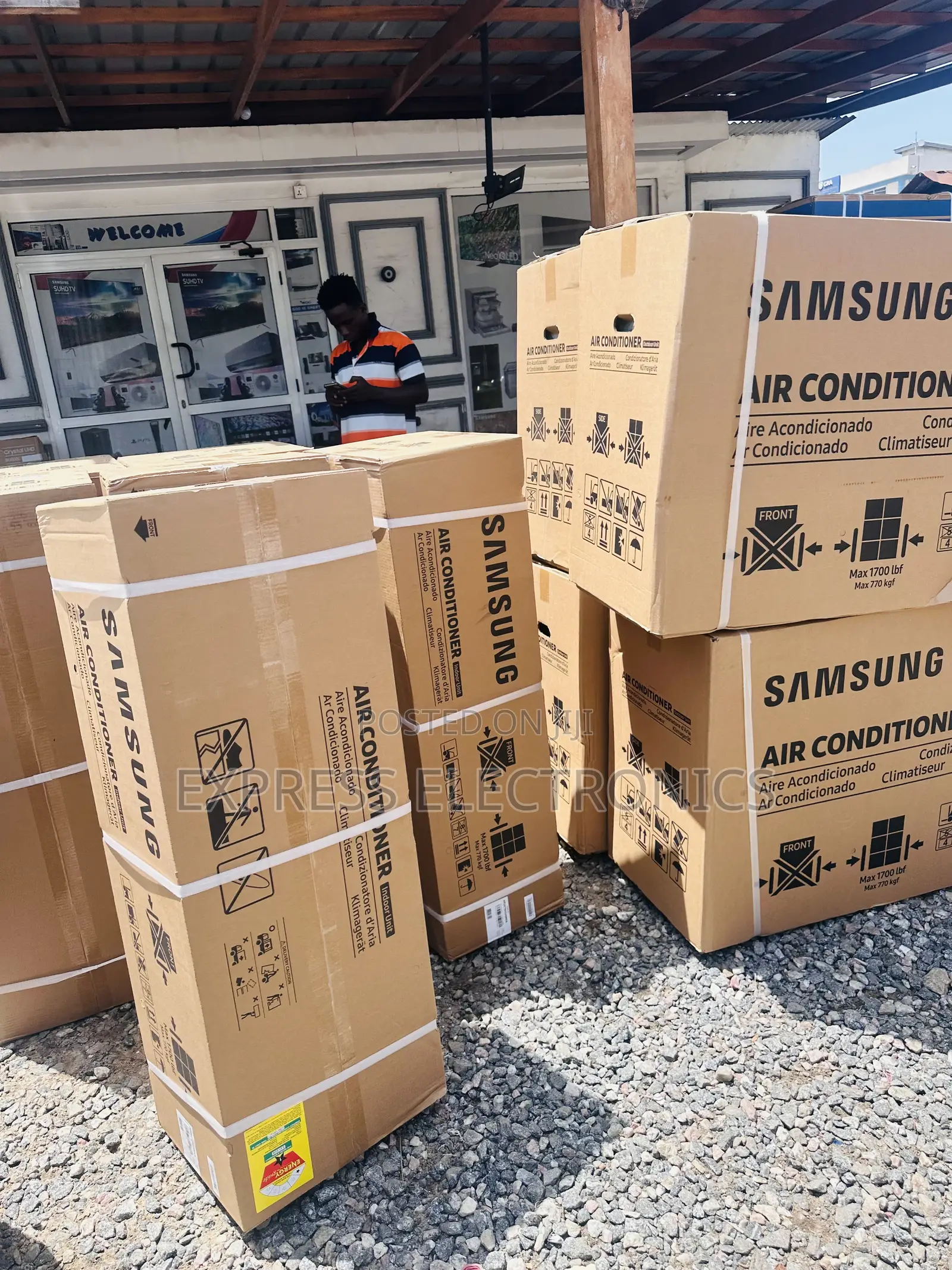 2.0hp Split R410 Gas Samsung AC White