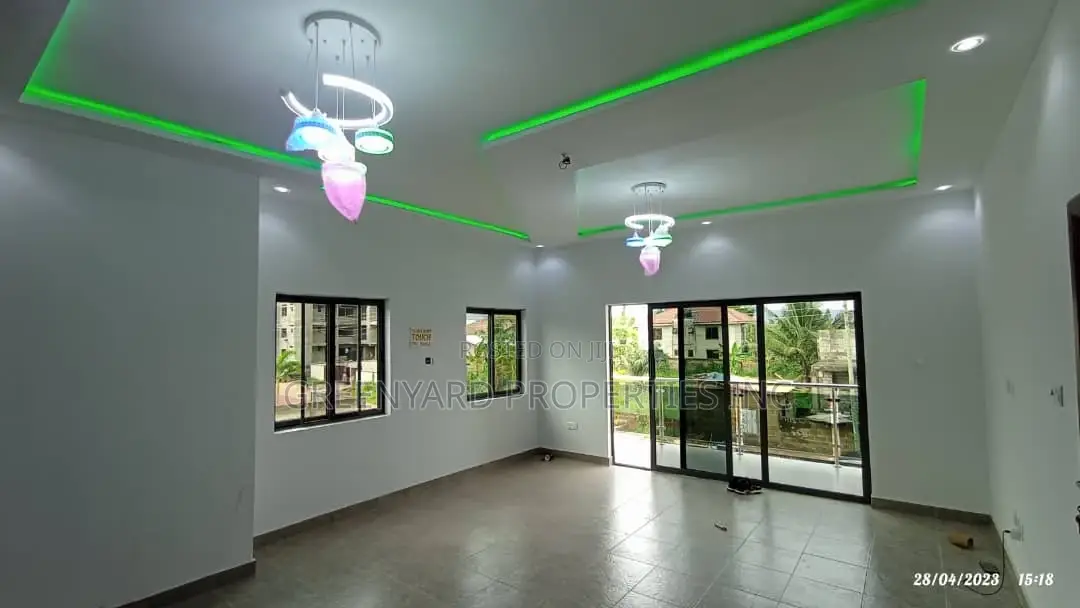 4bdrm House in Oyarifa for sale