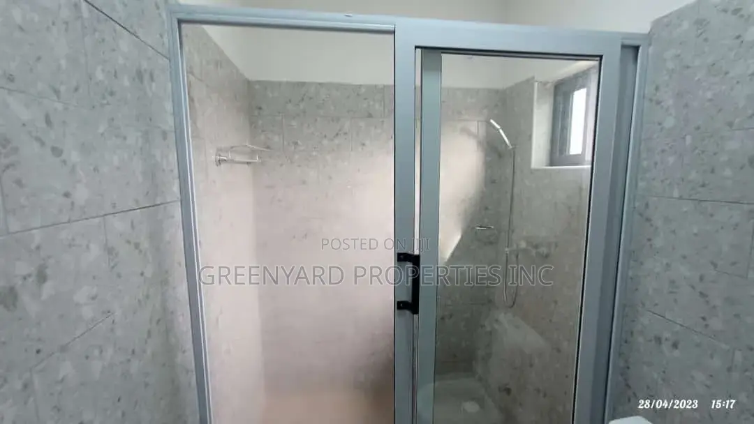 4bdrm House in Oyarifa for sale