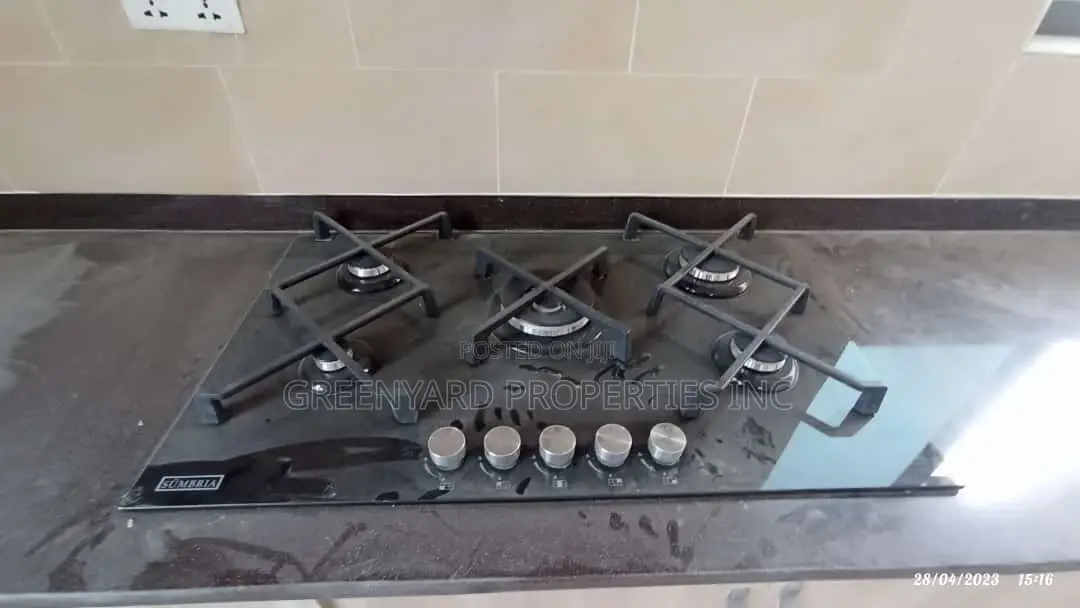 4bdrm House in Oyarifa for sale
