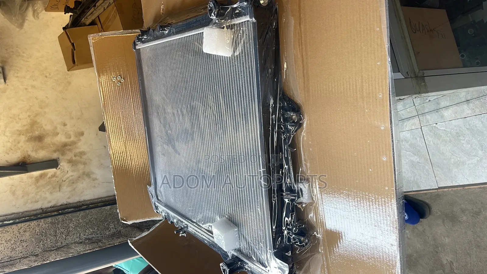 Toyota Fortuner Hilux Radiator Water Tank