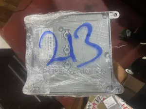 Photo - 2017-2020 Mercedes Benz W213 E300 E43 Radio Amplifier A213