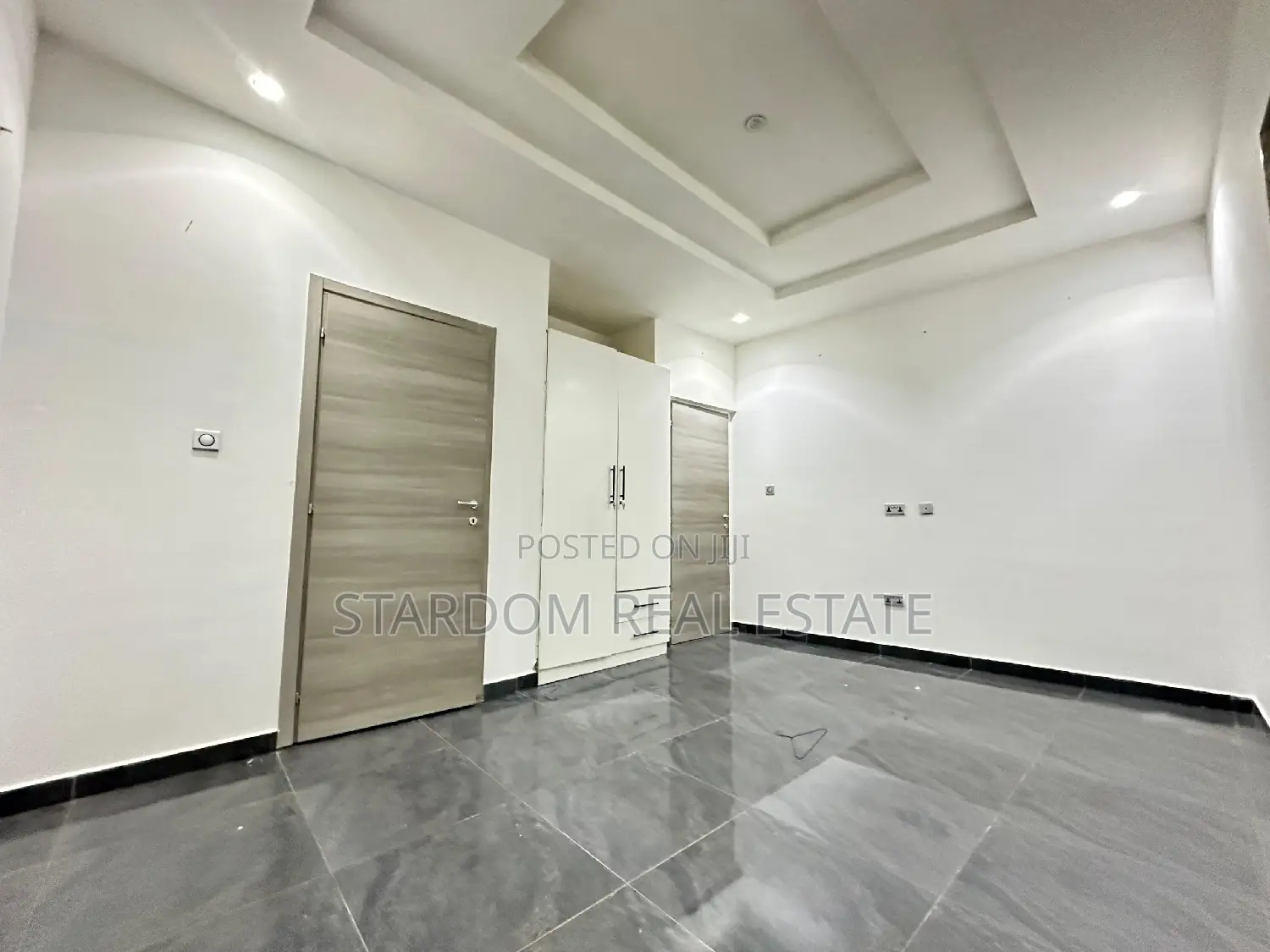 3bdrm Duplex in Adjiriganor for rent