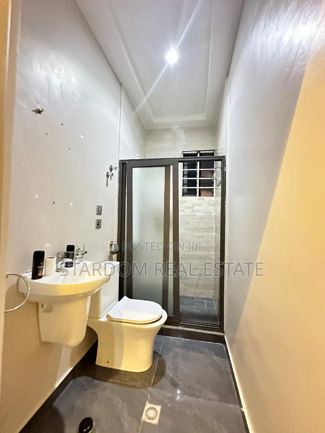 3bdrm Duplex in Adjiriganor for rent