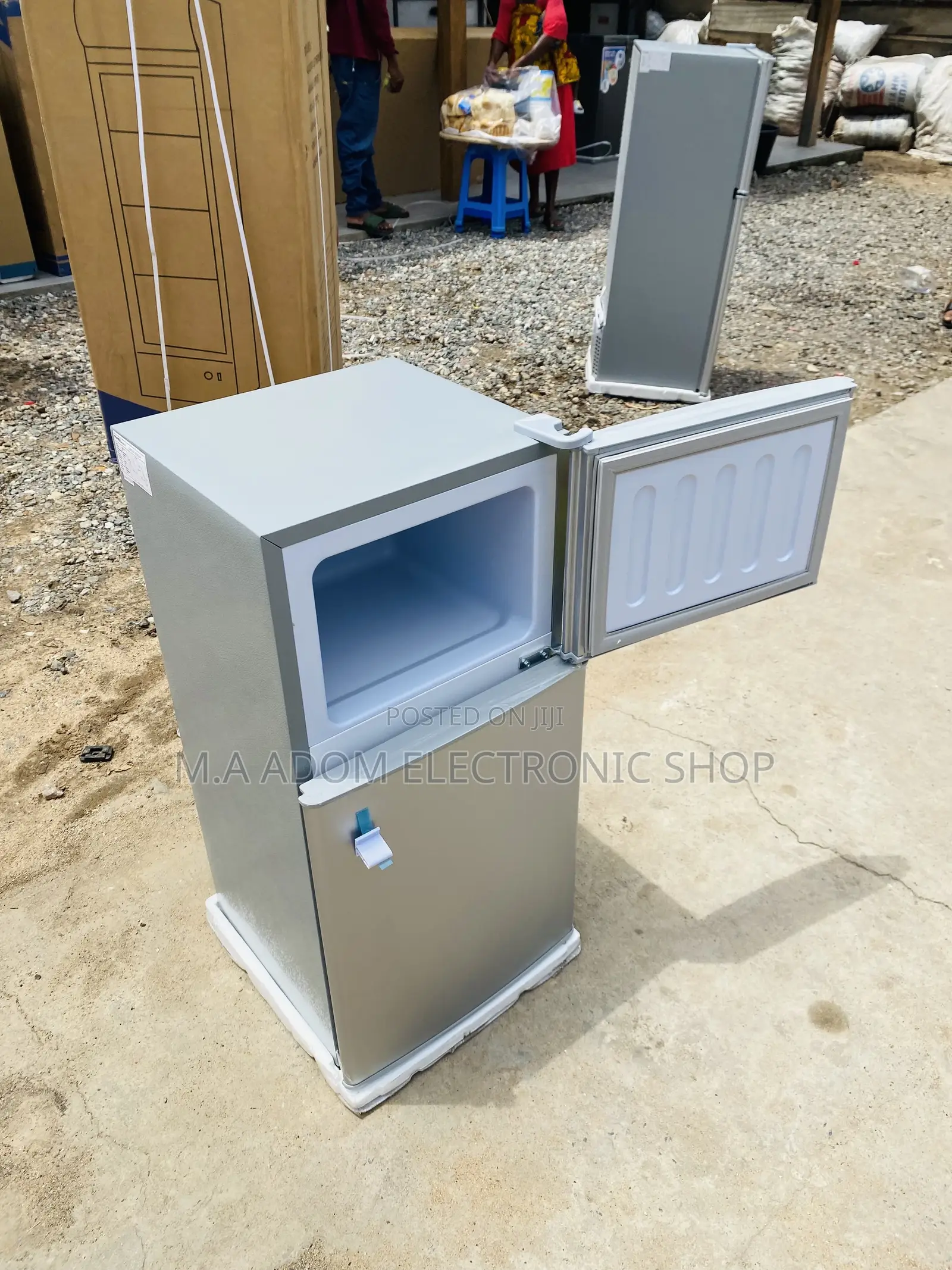 Fast Cooling Nasco Nas F2-11 Bottom Freezer Fridge(Gray).