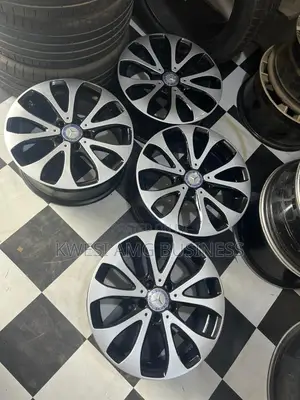 Benz 17” Used Rim