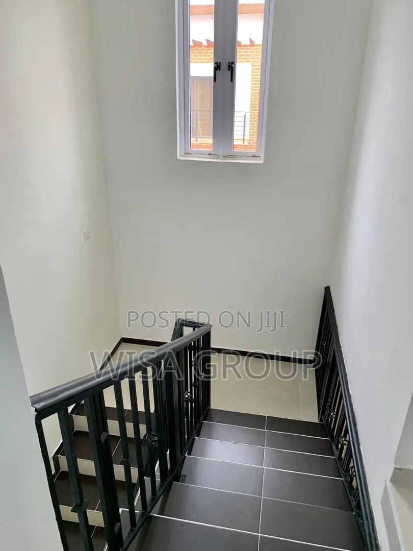 3bdrm Duplex in Wisa Groups, Accra Metropolitan for rent