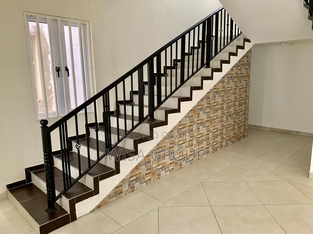 3bdrm Duplex in Wisa Groups, Accra Metropolitan for rent