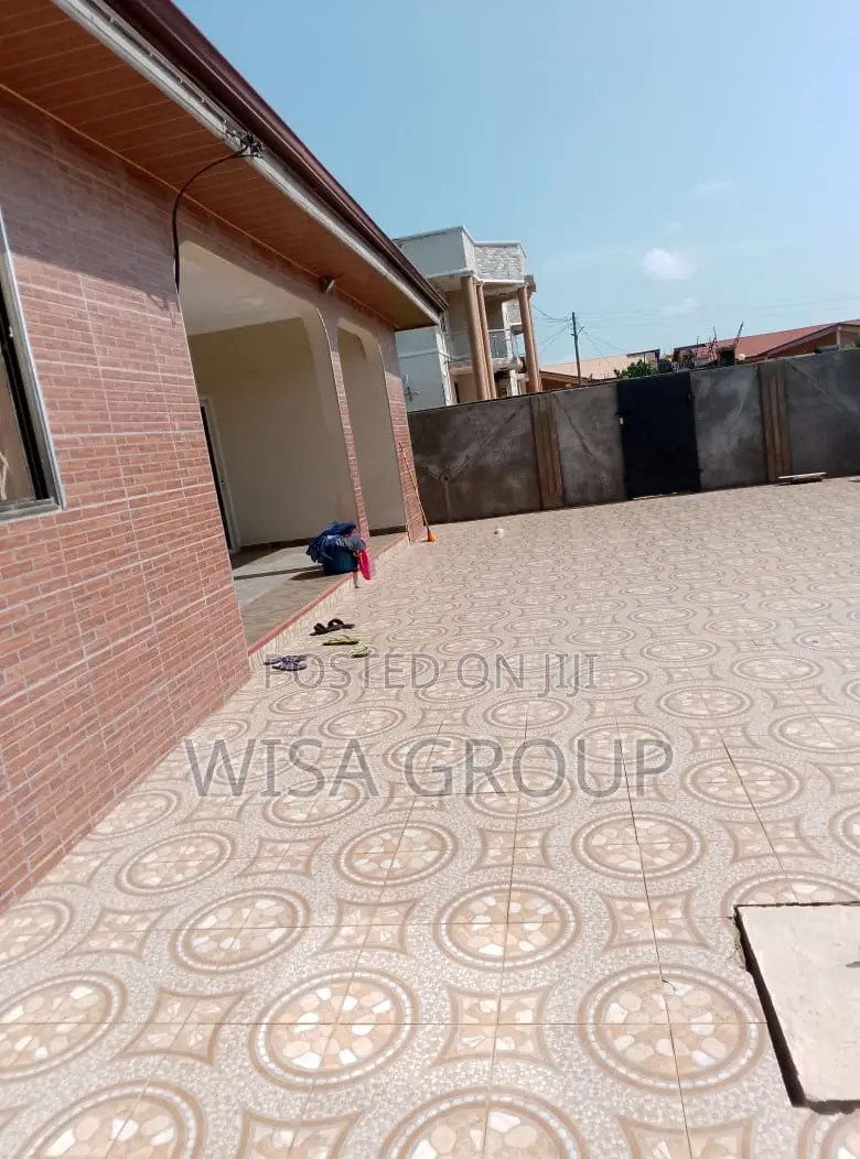 2bdrm House in Wisa Groups, Accra Metropolitan for rent
