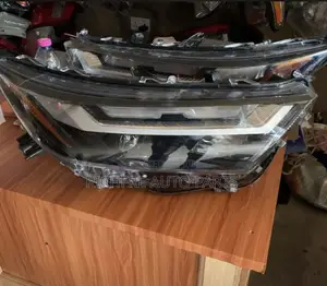 Rav4 2019,2020,2021 Headlight LED Spec/Sport