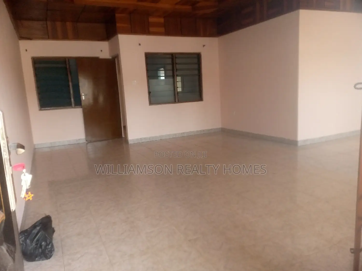 3bdrm House in Community 20 Estate, Spintex for rent
