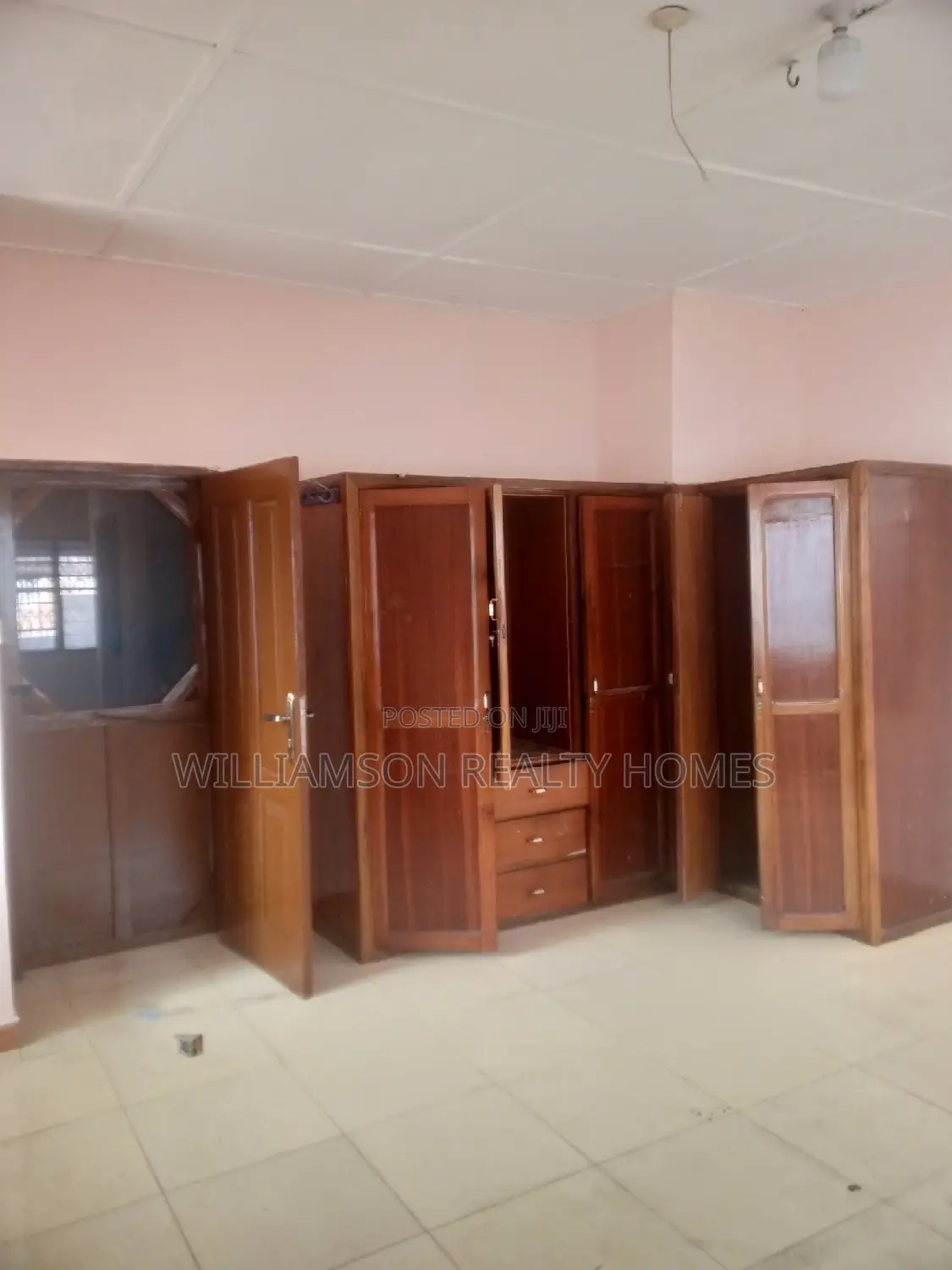 3bdrm House in Community 20 Estate, Spintex for rent