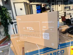 High Contrast Display Smart TCL 32”S54000